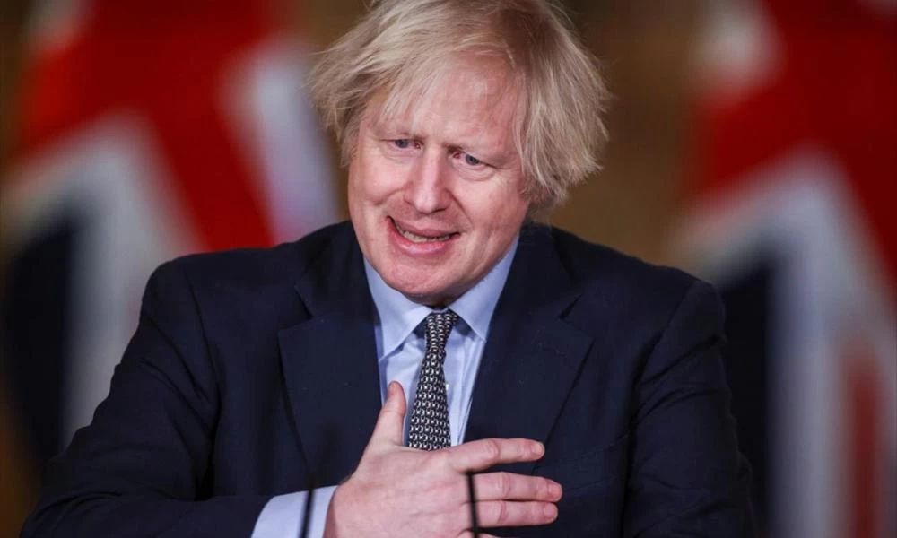 Μπόρις Τζόνσον: "Δεν βλέπω κανέναν λόγο για να καθυστερήσει η άρση του lockdown"